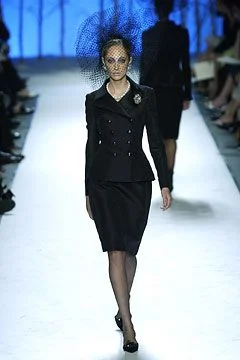 Look 15